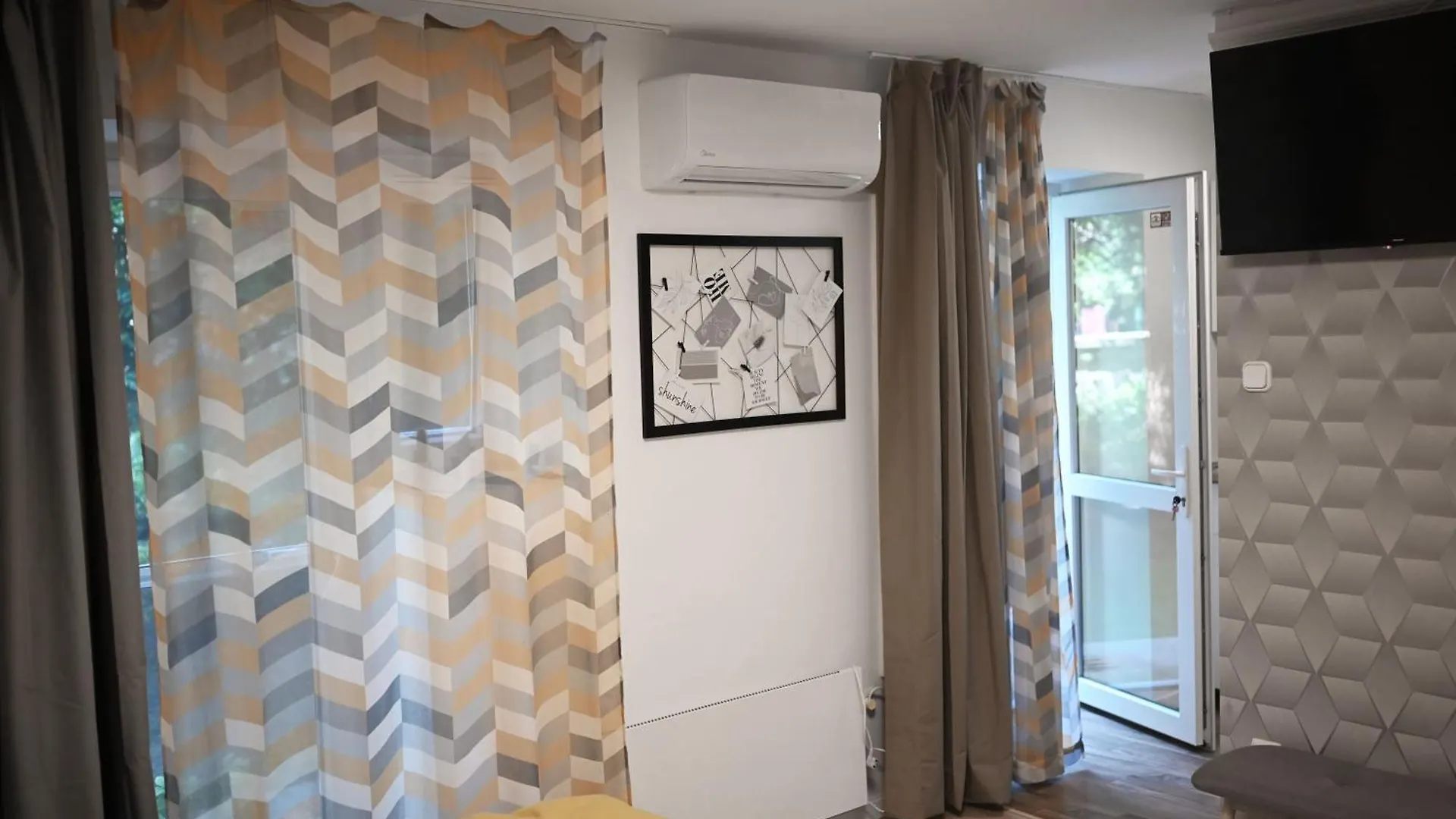 Buda-Rest Apartman 布达佩斯 公寓