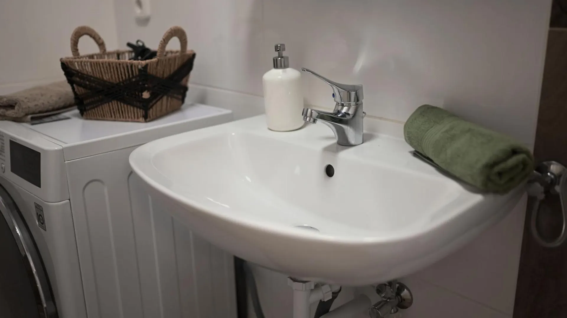 Buda-Rest Apartman Budapest Hungary